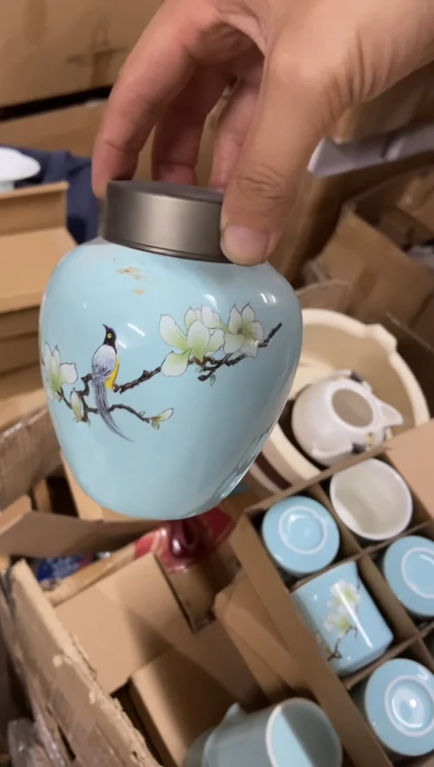 无运费险有瑕疵的摄影的产品有使用过的痕迹有点脏介意勿拍