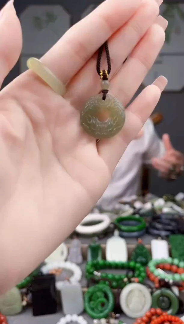 颈饰未镶嵌和田玉 多样性发货拍一单发一个