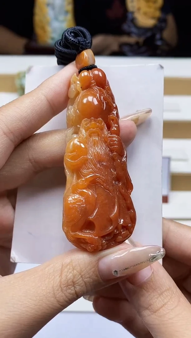 颈饰未镶嵌翡翠翡翠A货