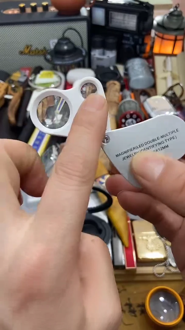 瓷片闪购商品  如图所示