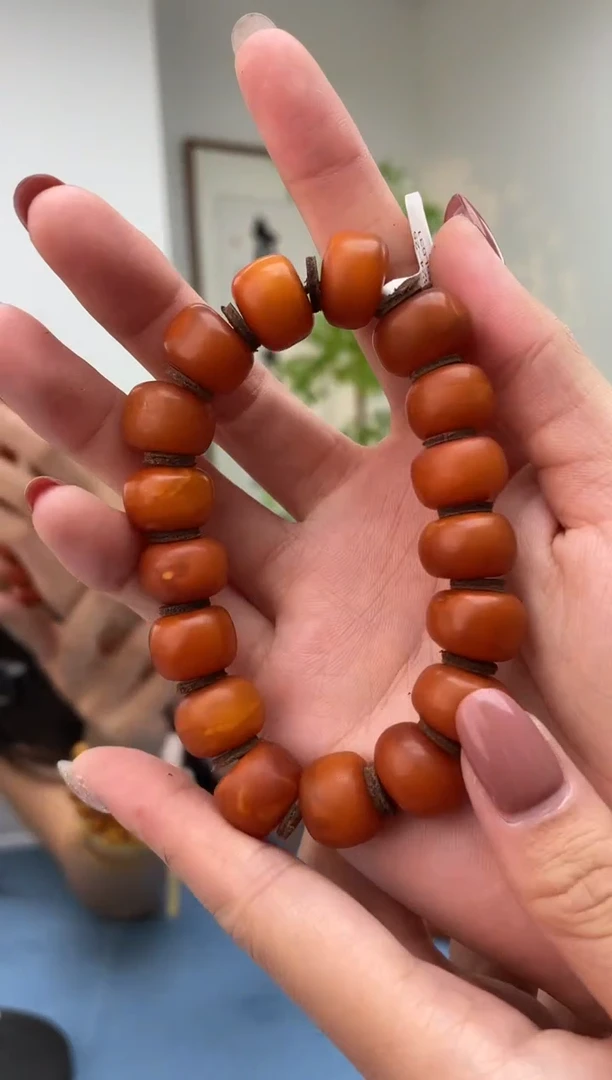 未镶嵌蜜蜡珠宝奇石024，假一罚十多样性发其一