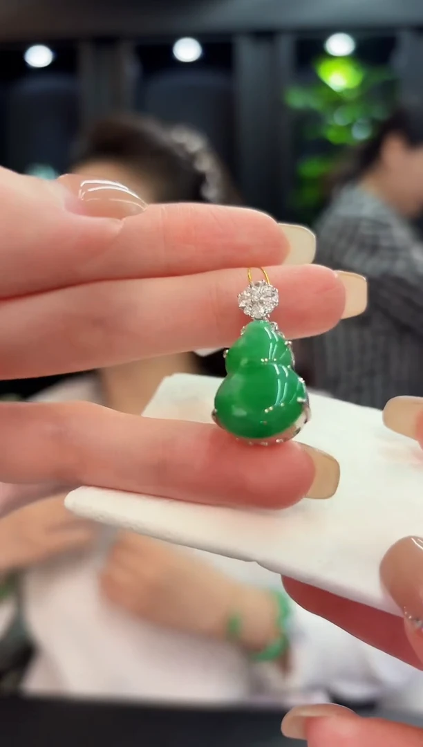 吊坠(不含链)未镶嵌翡翠 缅料A货/支持复检/一件