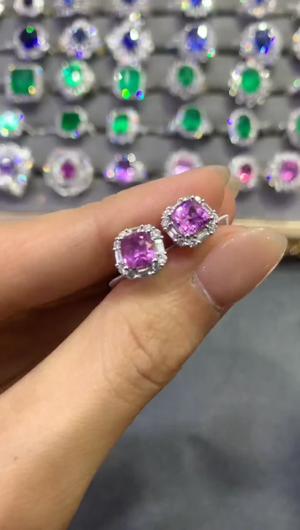 【闪购商品】彩色蓝宝石耳饰18K金镶嵌a119