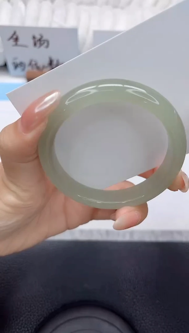 未镶嵌手镯石英质玉229-54