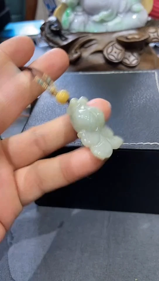 【闪购商品】翡翠颈饰未镶嵌吊坠