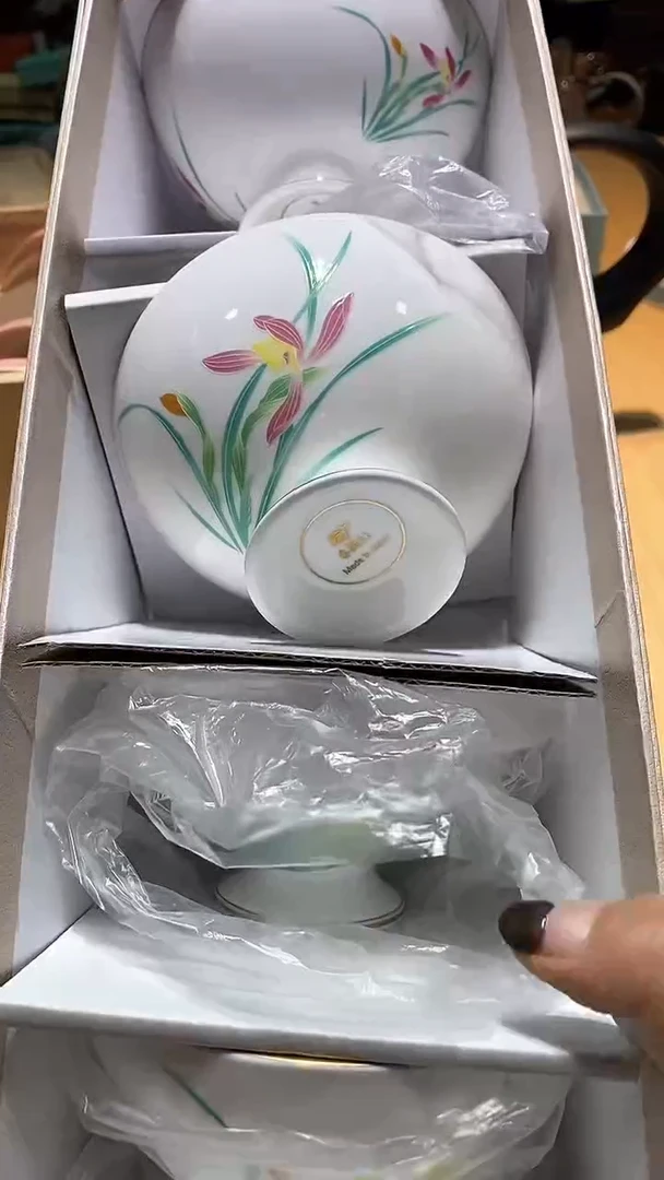 【闪购商品】瓷片锅碗瓢盆一件不剩