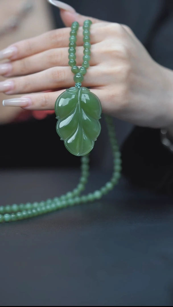 颈饰未镶嵌和田玉HT130120碧玉树叶项链套组
