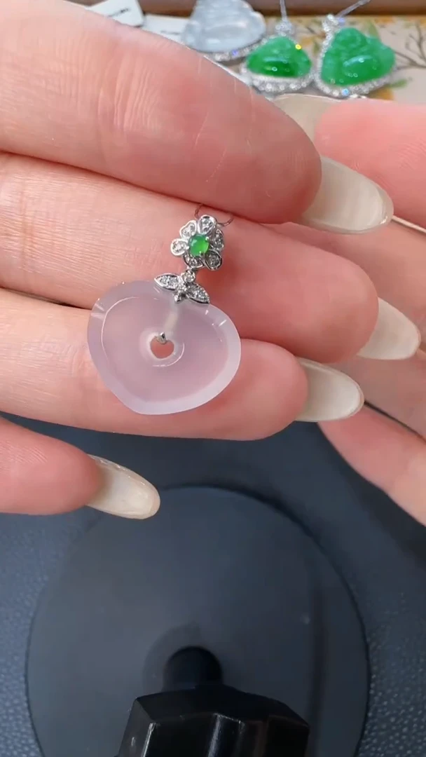 【闪购商品】翡翠吊坠(不含链)18K金镶嵌11