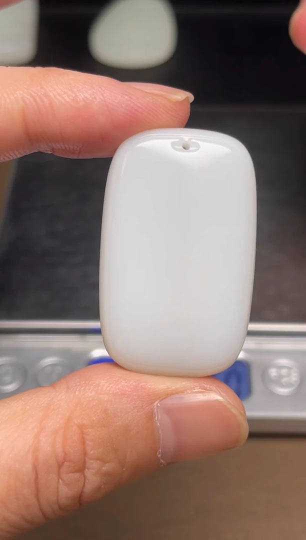 颈饰未镶嵌和田玉20