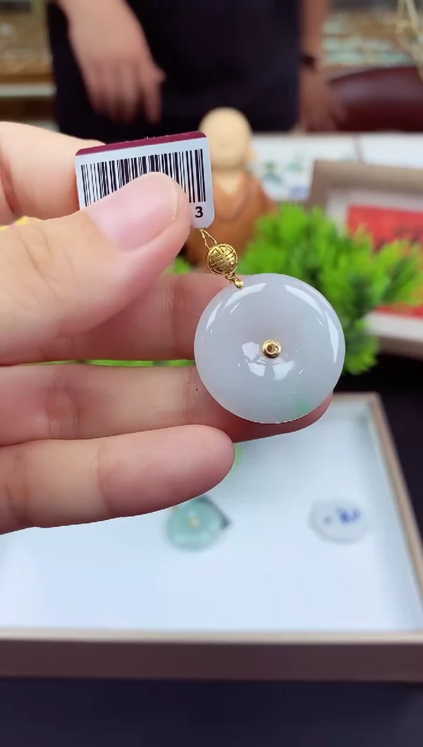 吊坠(不含链)18K金镶嵌翡翠平安扣多样性发其一@@CMT72-3