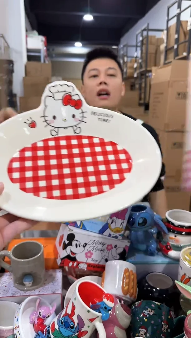 瓷片原盒kt猫红格子餐盘