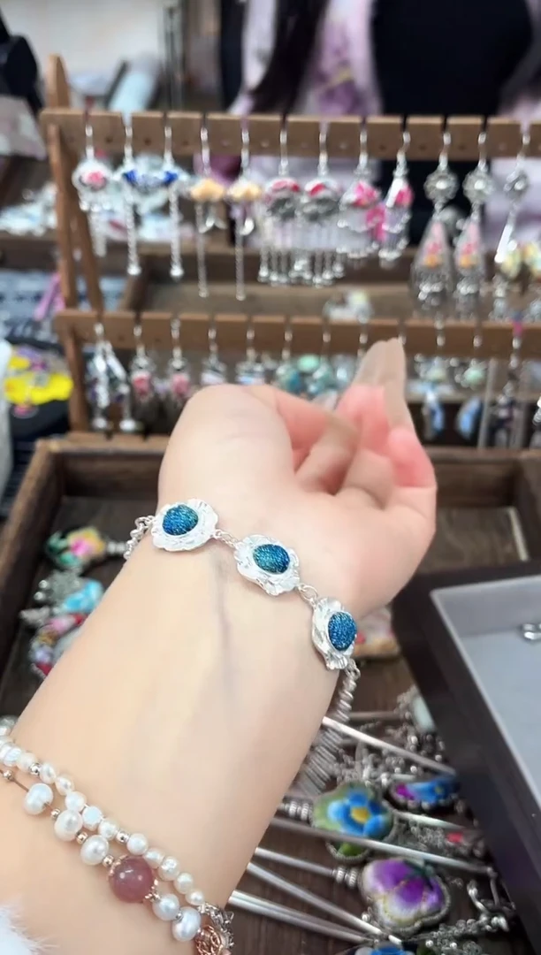 织绣民族风非遗老绣苗银饰品242