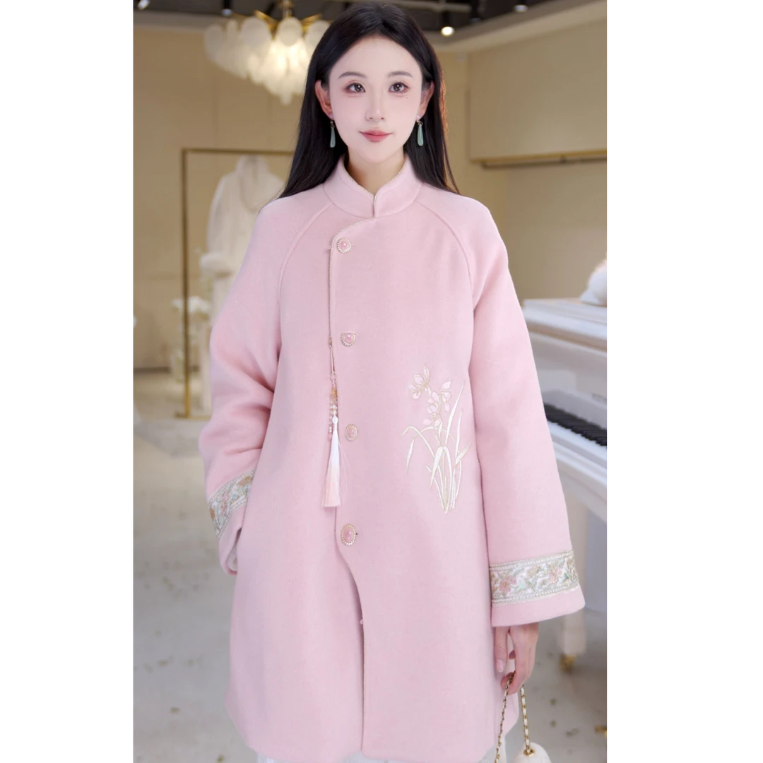 【北栀】时尚国风刺绣羽绒服813172