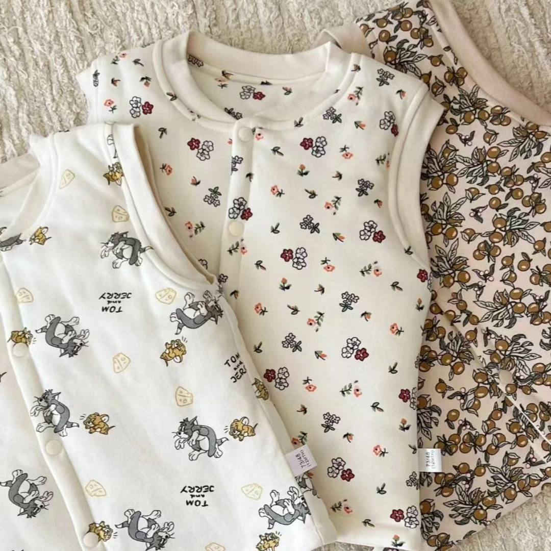 韩趣61028樱桃双层马甲