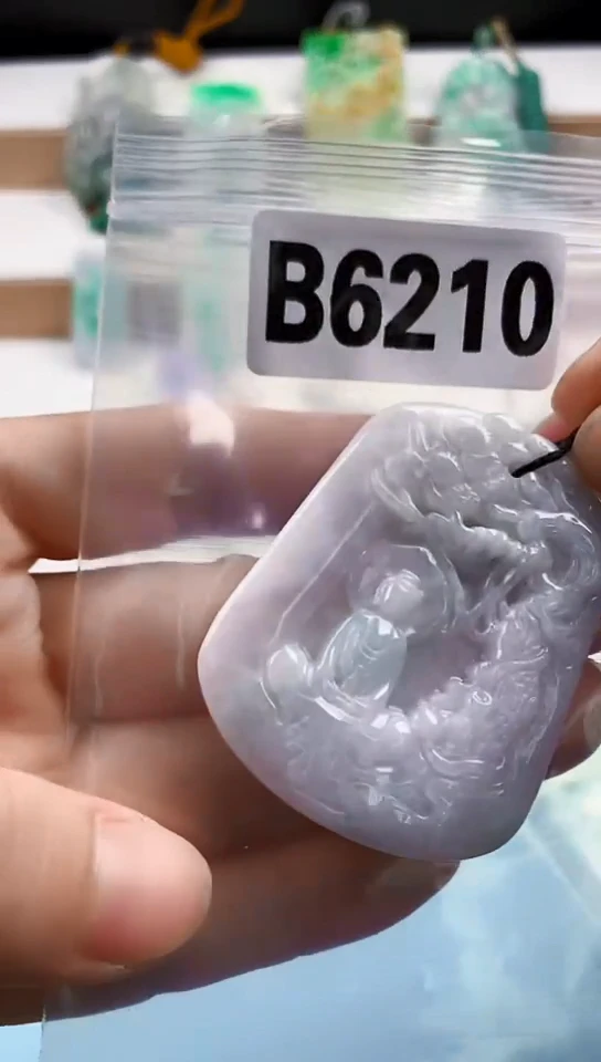 翡翠未镶嵌颈饰天然翡翠吊坠挂件