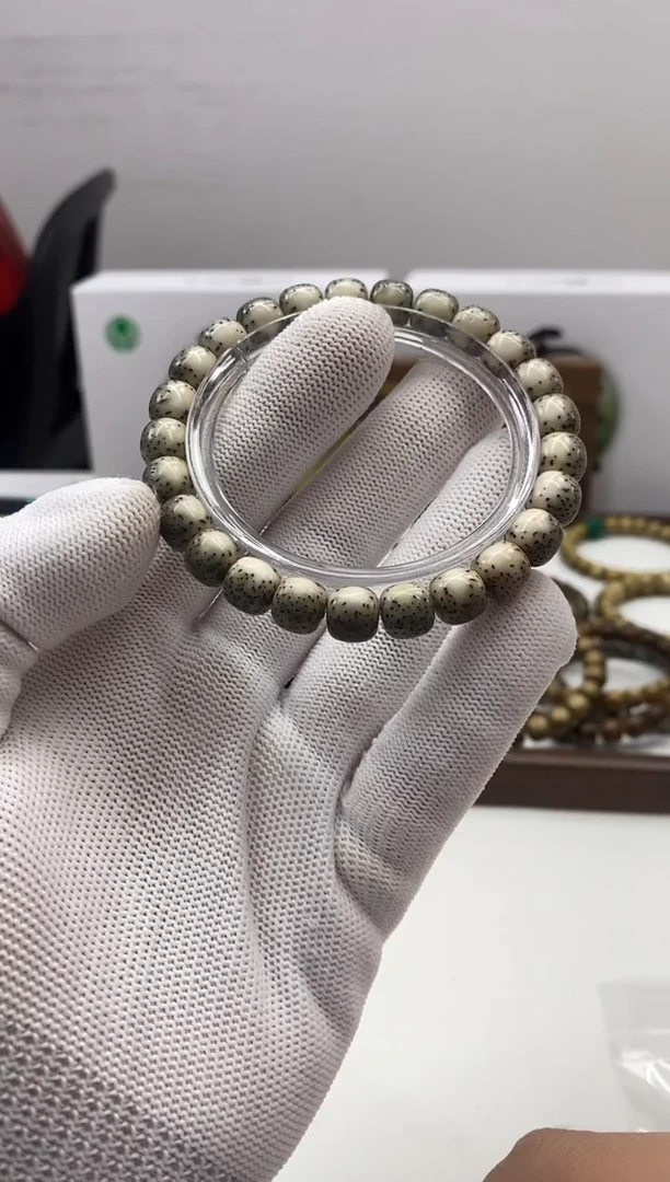 【闪购商品】星月菩提手串138/SSS级绿背河豚9x8mm 礼盒