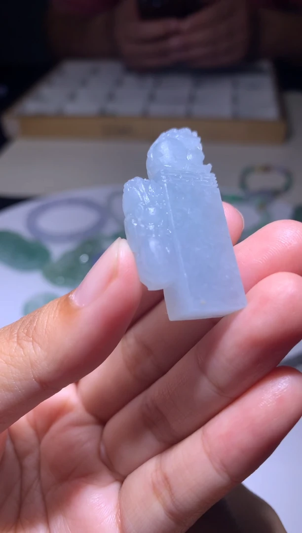 未镶嵌定制翡翠毛货