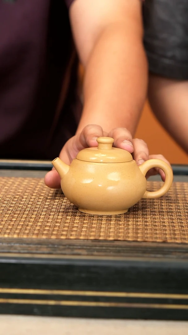 茶壶紫砂ZCJ23《巨轮》黄金段