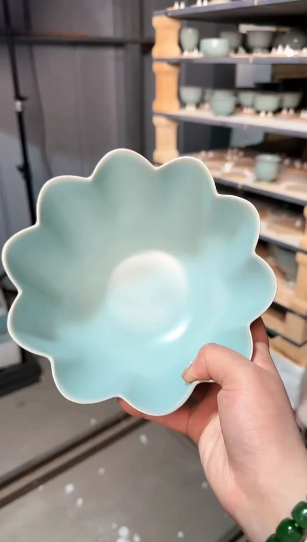 【闪购商品】莲花温碗-微瑕简包-汝瓷海英开窑-