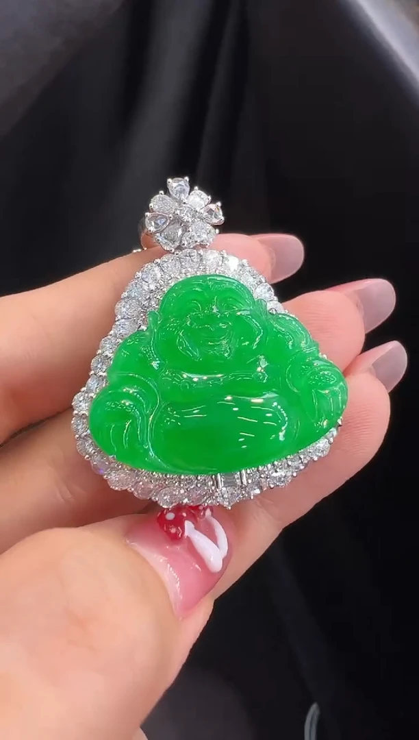 翡翠18K金镶嵌颈饰总价25万分单