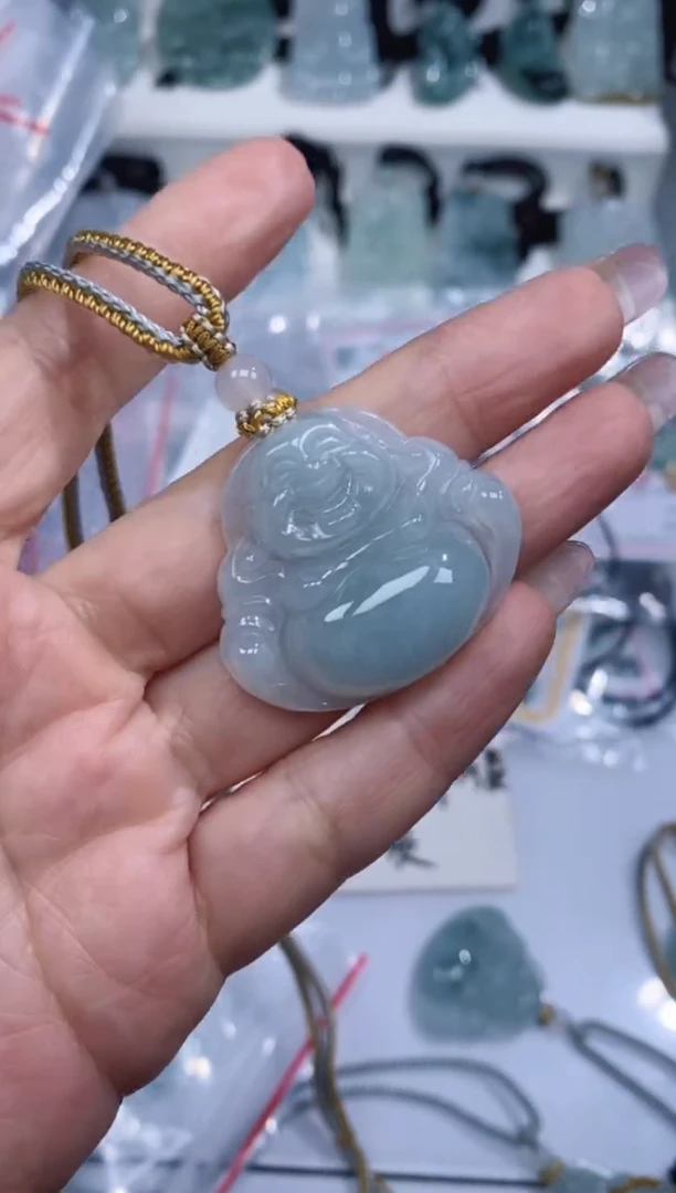 颈饰未镶嵌翡翠吊坠
