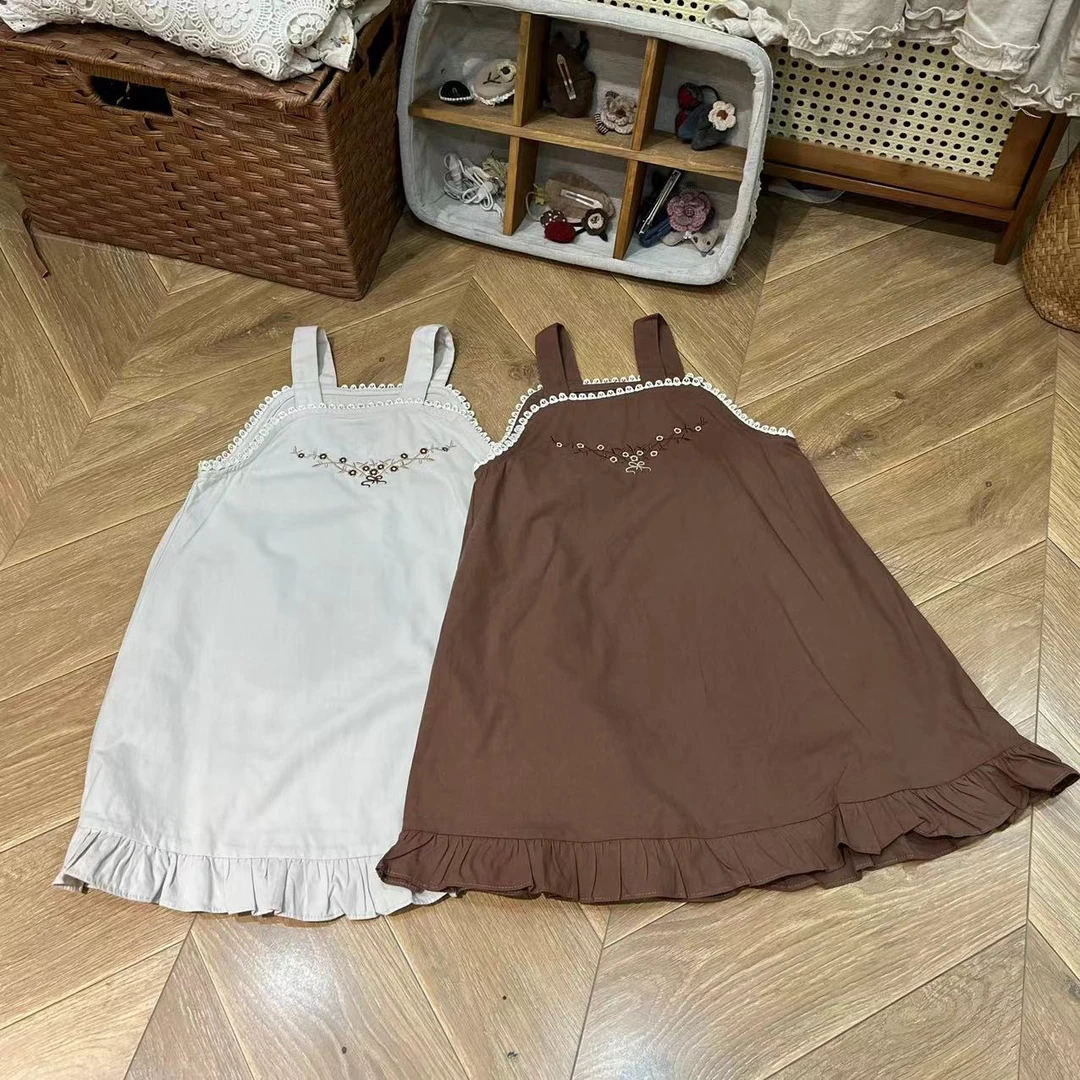 〖姐姐家〗2025夏款胸口刺绣蕾丝木耳边女童连衣裙xx24809