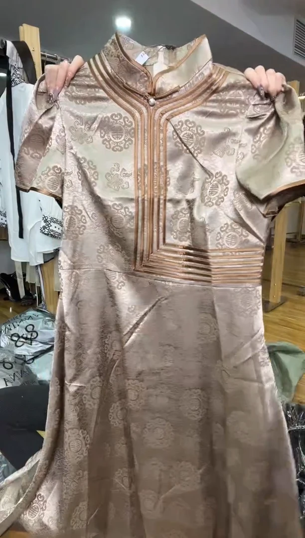 连衣裙       XL码      115-125斤