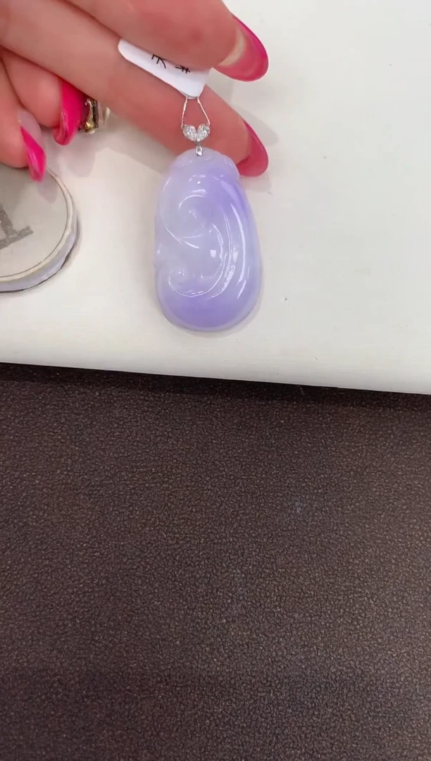 颈饰18K金镶嵌翡翠天然缅甸a货翡翠