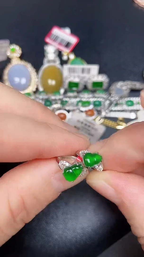 银S925镶嵌戒指翡翠3300