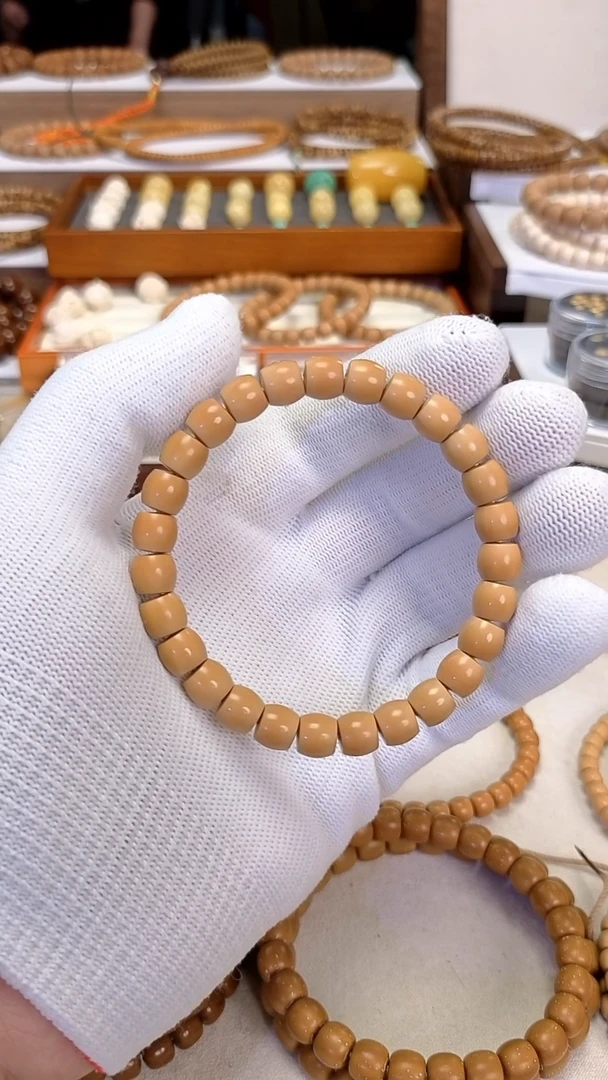 【闪购商品】橄榄核手串8.2清水树王直切核尖手串L