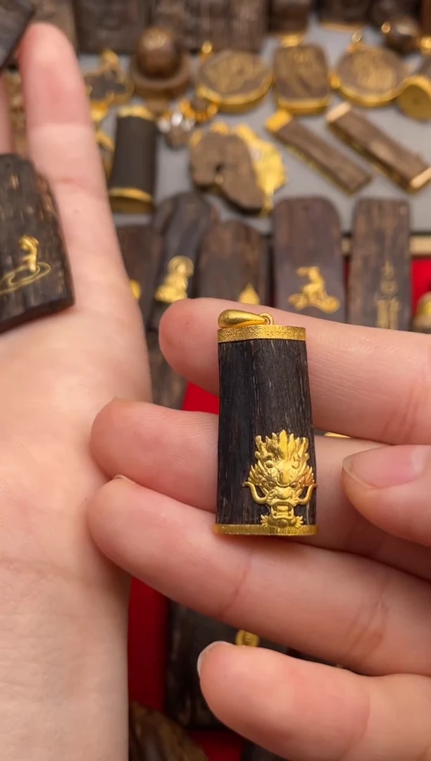 沉香吊坠沉香吊坠46