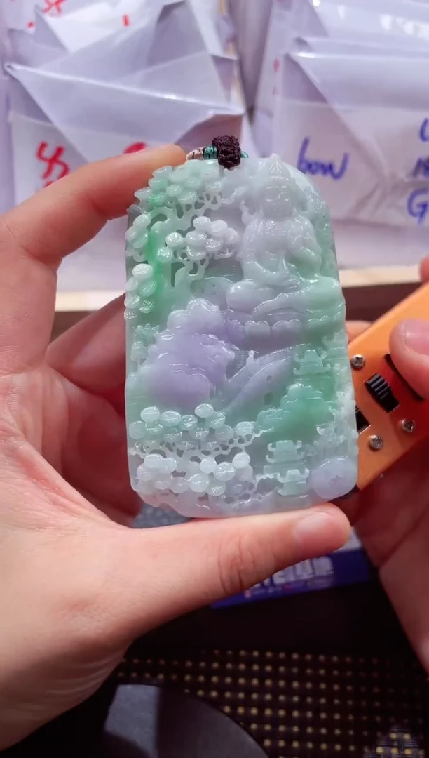 未镶嵌挂件翡翠000888