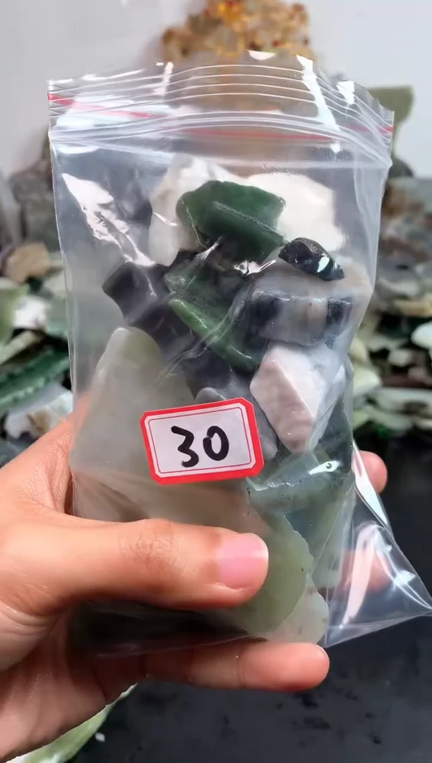 未镶嵌和田玉摆件30