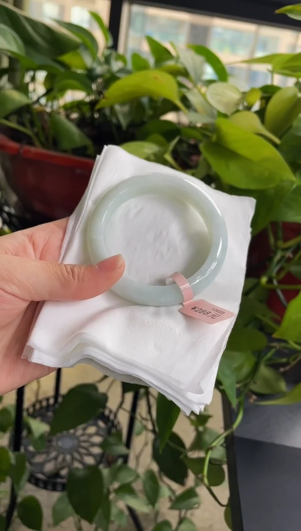 【闪购商品】翡翠手镯未镶嵌06手镯