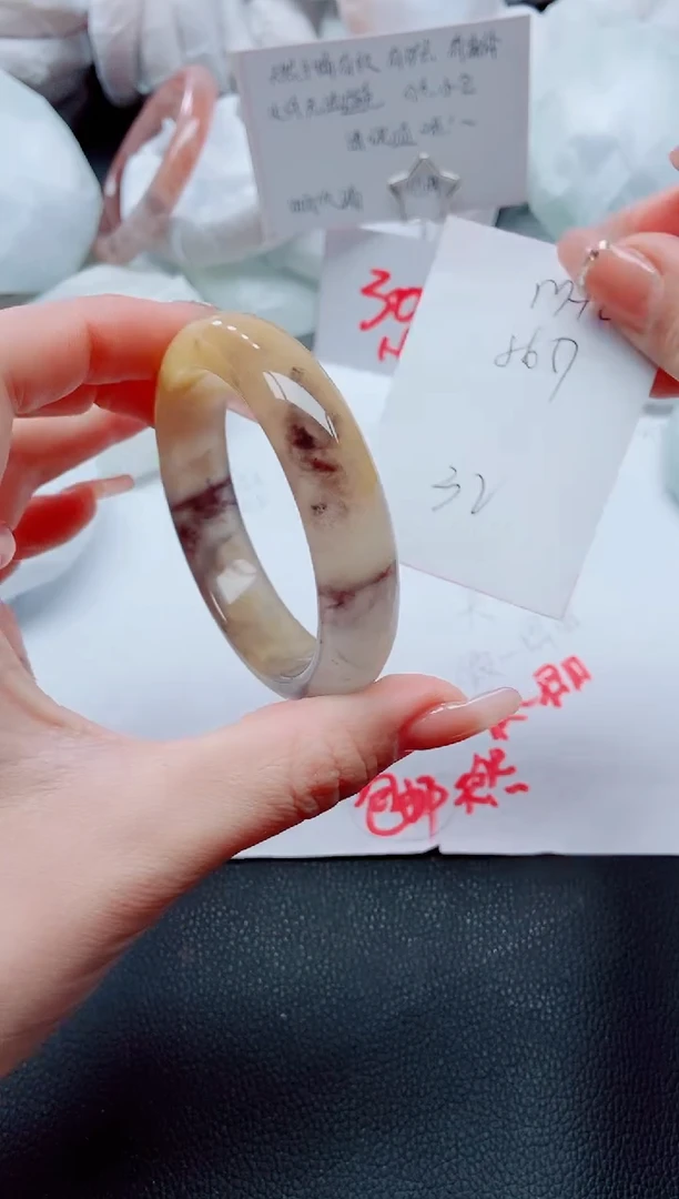 【闪购商品】石英质玉手镯未镶嵌M90-56/57