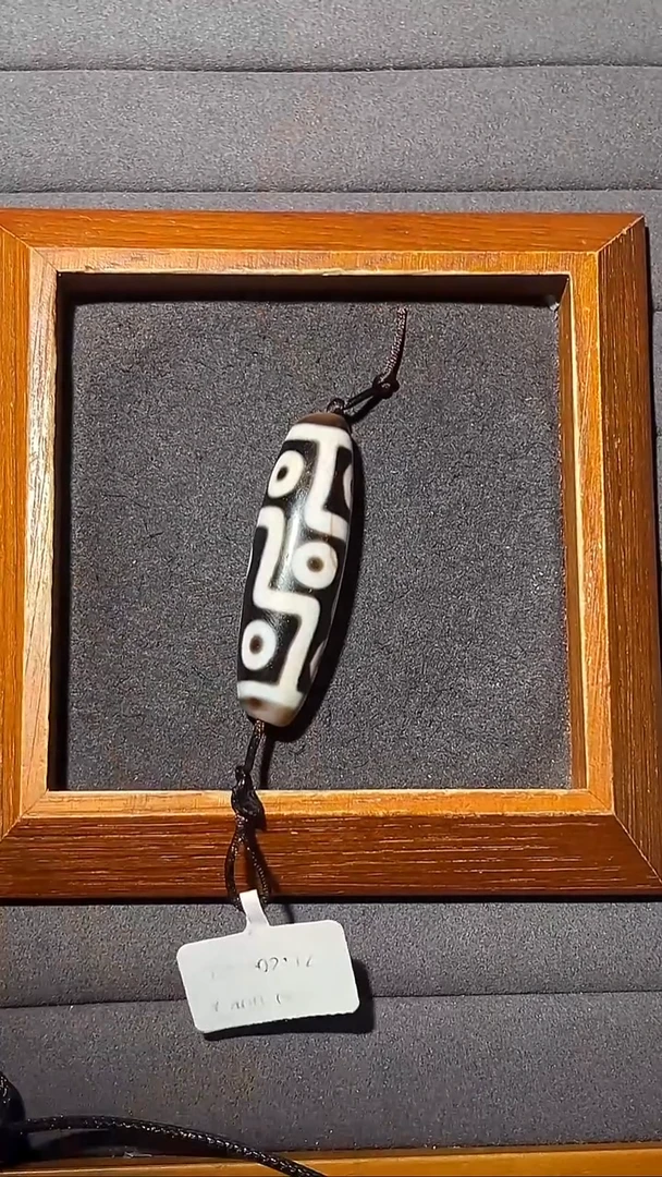 合金颈饰玛瑙/玉髓行运朱砂手工折线九眼48.6*14.6