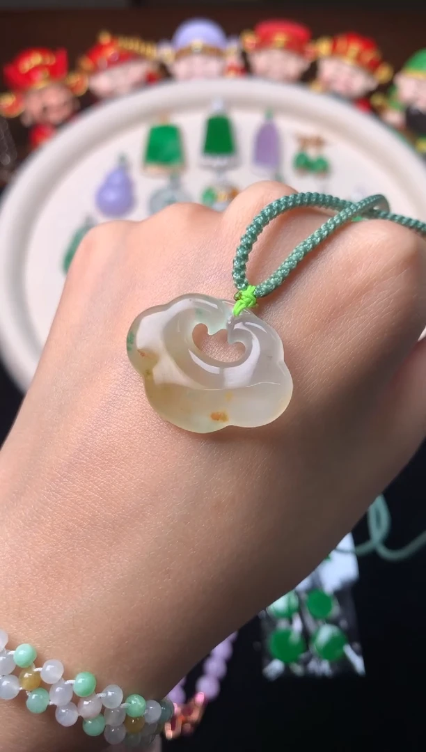 石英质玉（非洲翠）未镶嵌项链项链