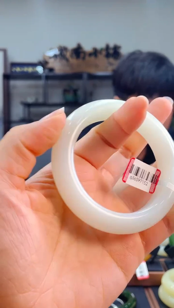 和田玉手镯未镶嵌55白玉36597152