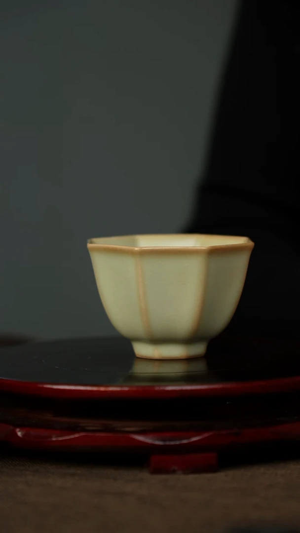 全品 粉青 八方杯 带底款