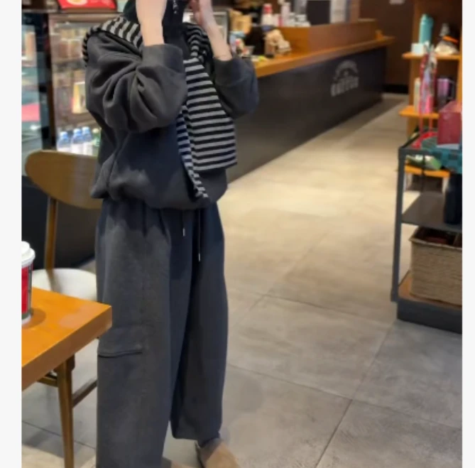 2025冬季时尚潮流百搭精品女装乖2OSAA