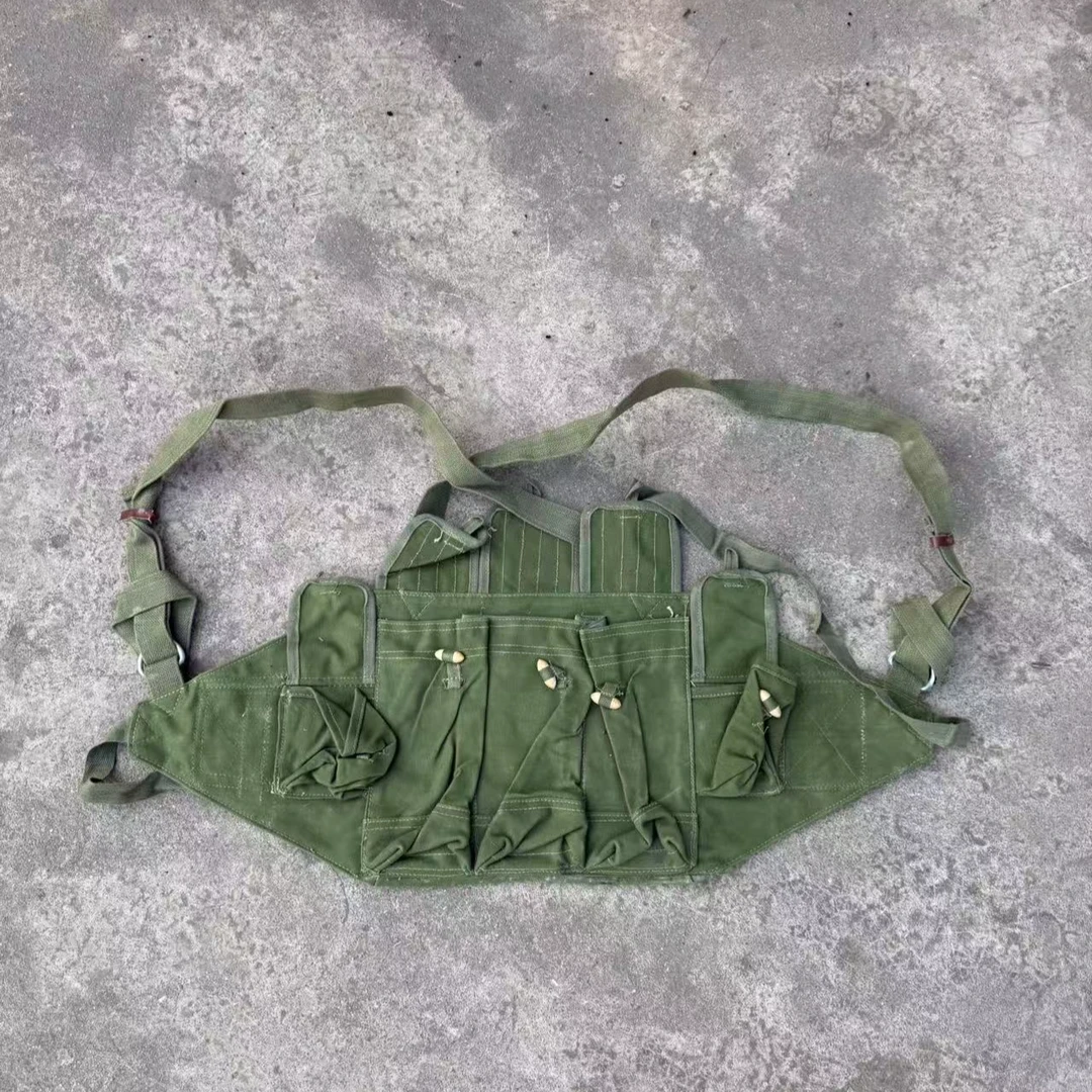 怀旧影视道具多功能八壹胸包腰包绿色帆布袋