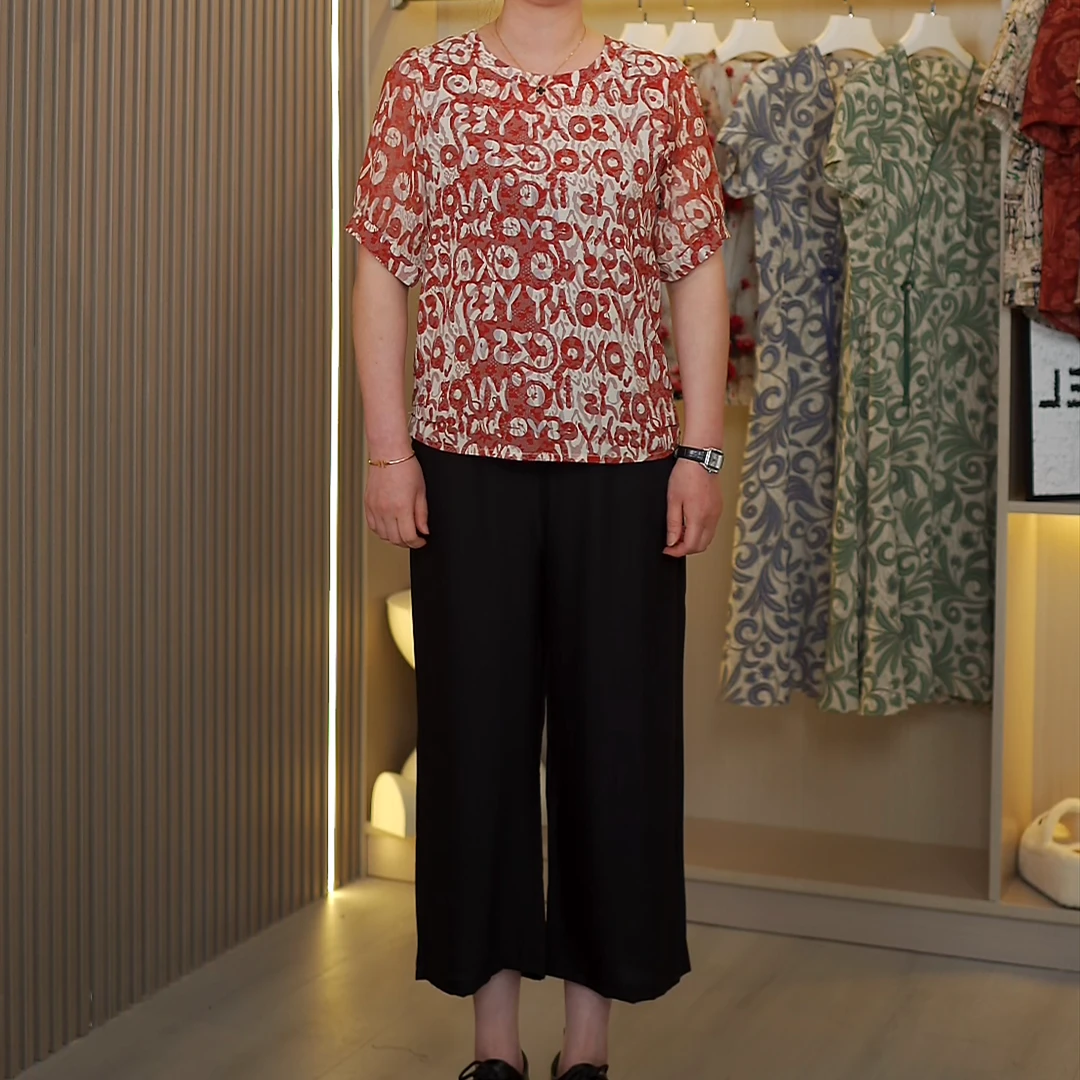 8801休闲风薄款宽松型圆领碎花2025中老年女装夏季女装休闲小衫