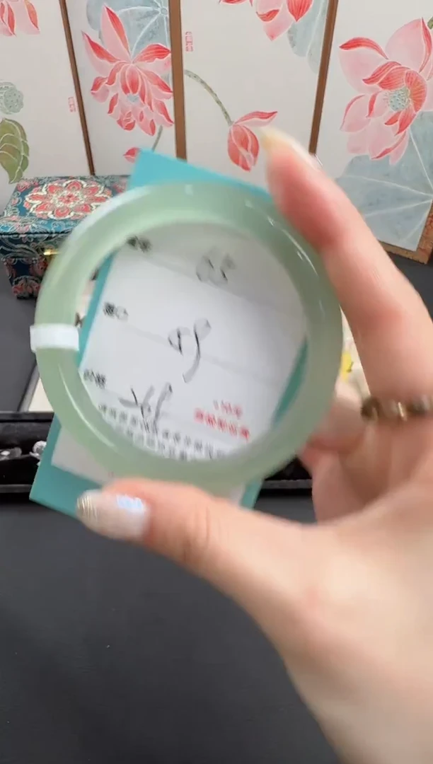 石英质玉手镯未镶嵌65