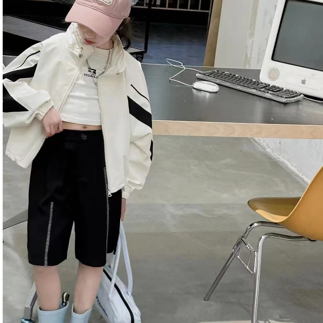 8809高端专享女宝春款外套米色