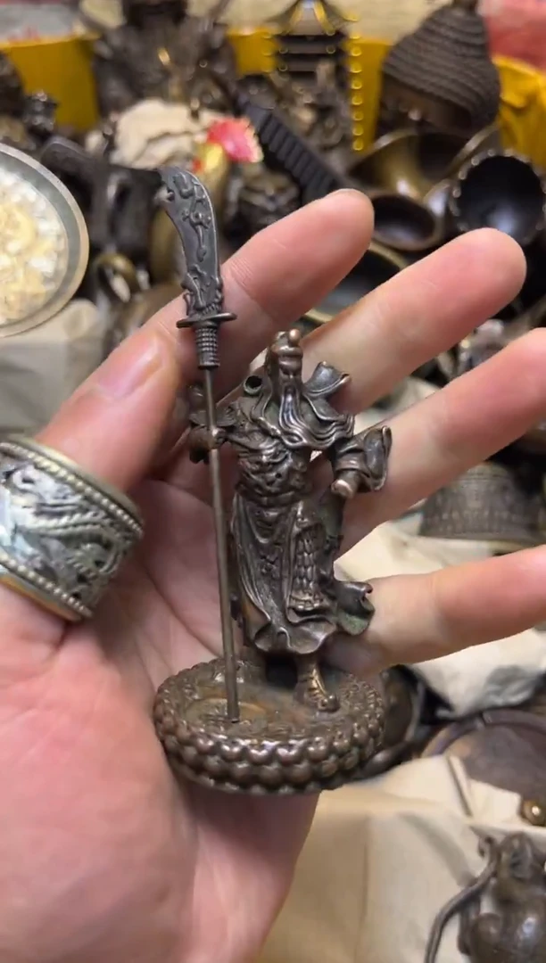 精美铜器，点击下单