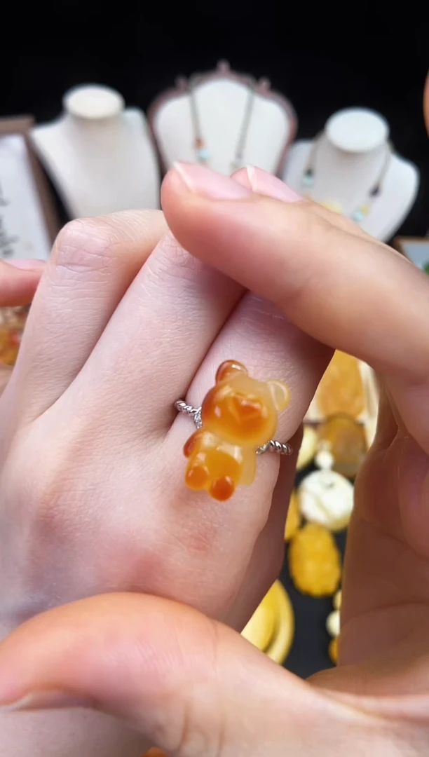 琥珀未镶嵌珠宝奇石柒月