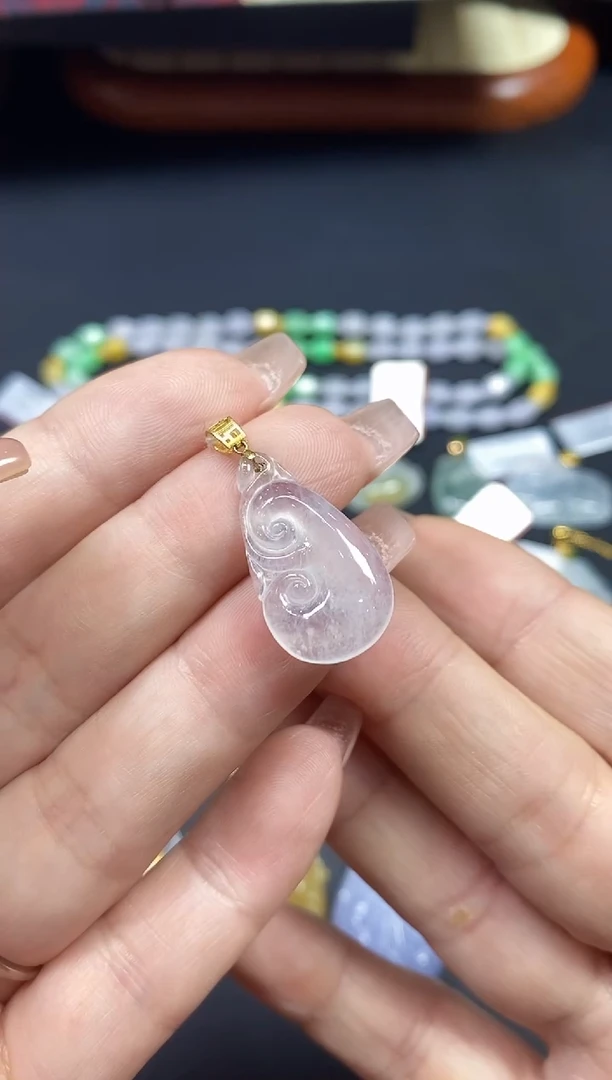 吊坠(不含链)18K金镶嵌翡翠如意18K金扣镶嵌@@CMT