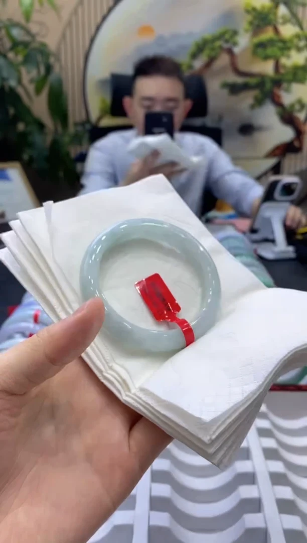 翡翠手镯未镶嵌000004390