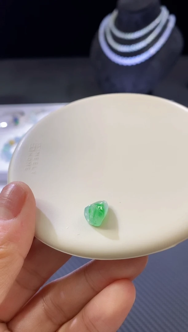 翡翠未镶嵌挂件买断随形