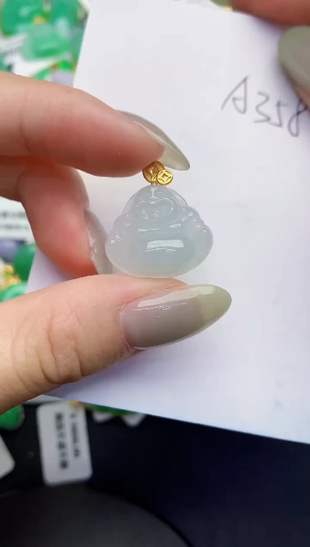 翡翠未镶嵌颈饰缅甸天然翡翠A货
